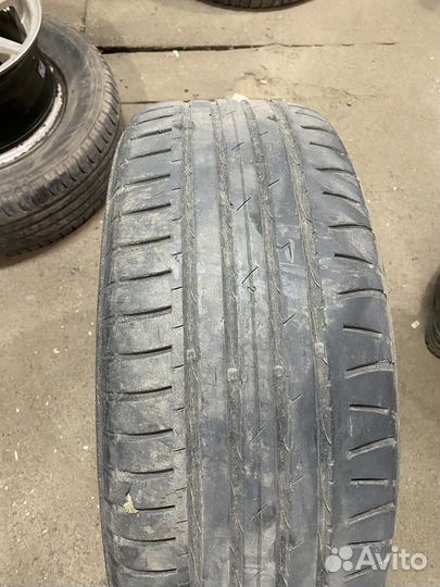 Nokian Tyres Hakka V 215/60 R16