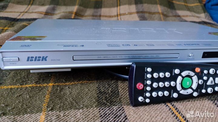 CD/DVD/караоке плеер BBK DV917HD