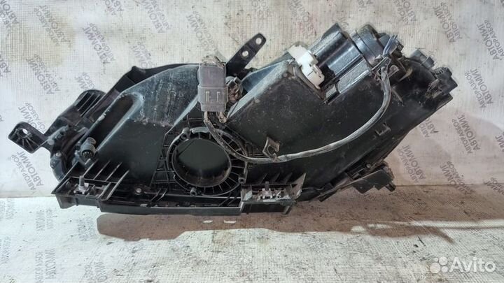 Фара правая Mazda cx-7 мазда