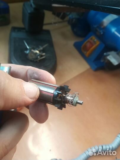 Обслуживание и ремонт маникюрного аппарата