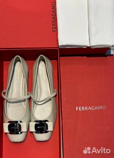 Балетки ferragamo