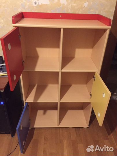 Комплект: 2 кровати и 1 стеллаж детские