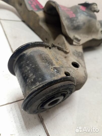 Рычаг передний правый нижний