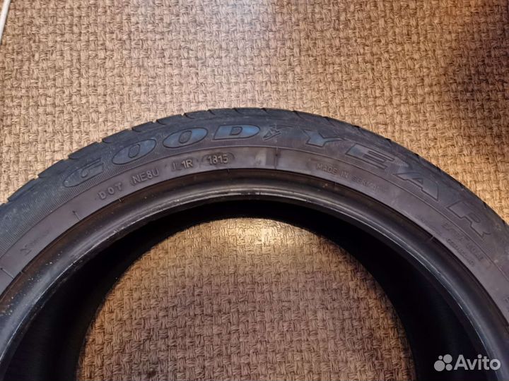 Goodyear EfficientGrip 245/45 R18 100Y