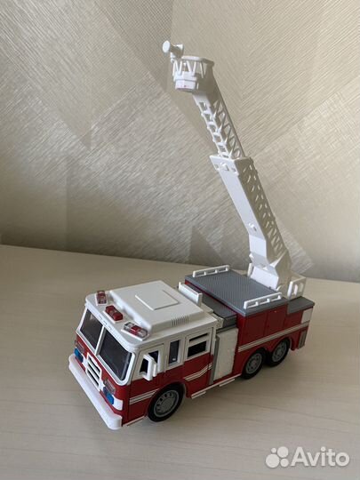 Игрушка пожарная машина