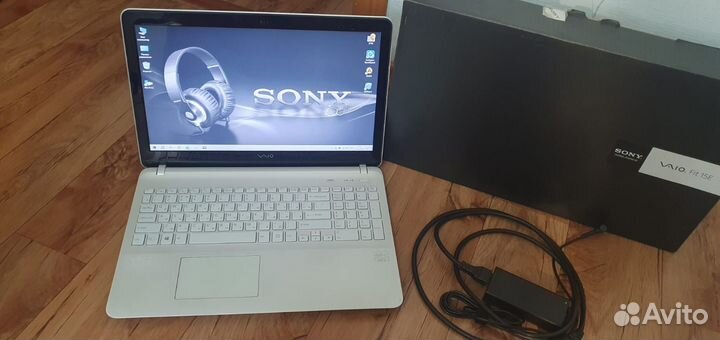 Ноутбук Sony Vaio SVF152A29V