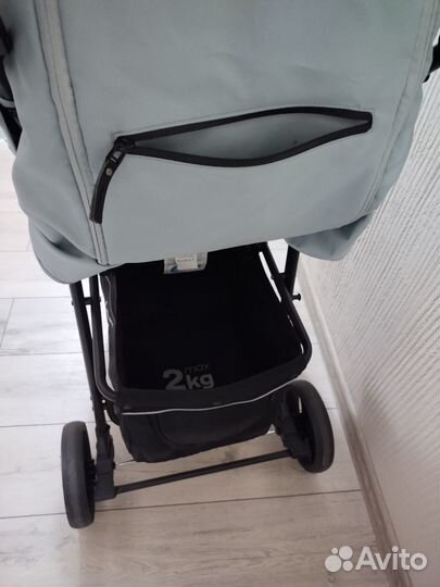 Коляска прогулочная MOWbaby Cross