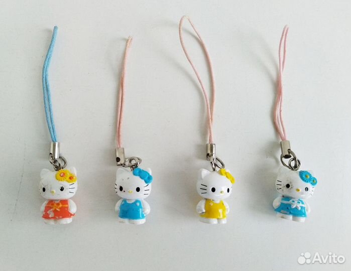 Hello Kitty из киндер сюрпризов