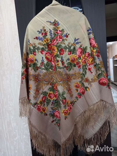 Платок шаль Павлопасадский новый