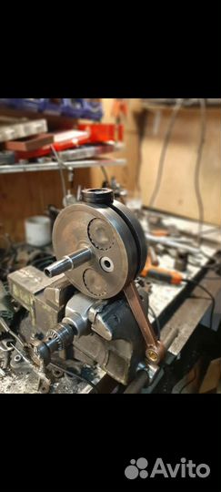 Коленвал Иж - Планета