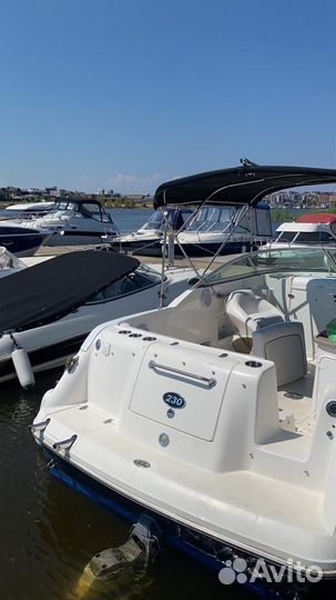Катер Rinker
