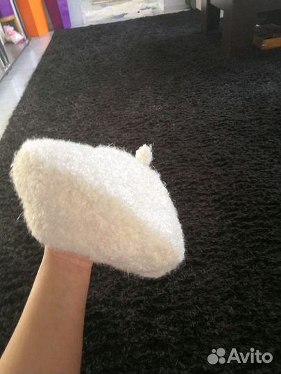 Берет женский