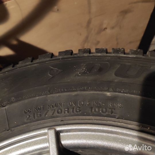 R16 Dunlop SP Winter Ice 01 215/70, PCD 5x114.3 DIA 60