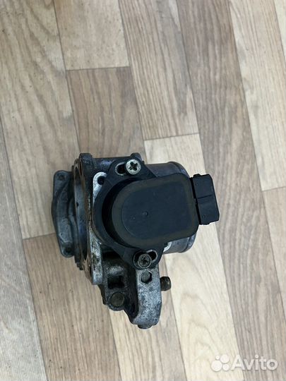 Дроссельная заслонка Mitsubishi Pajero 3 3,5 gdi