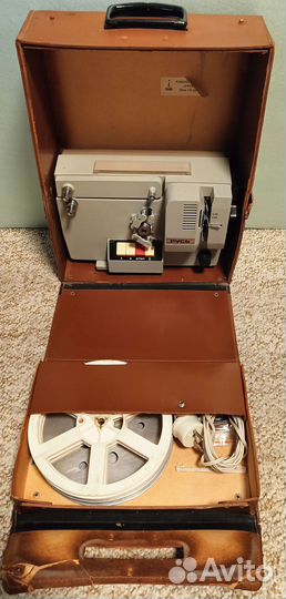 Кинопроектор Русь