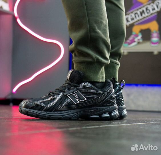 Кроссовки New Balance 1906R Black Metallic Silver