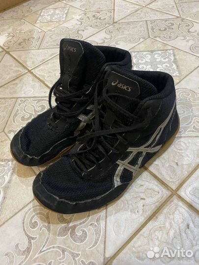 Борцовки asics