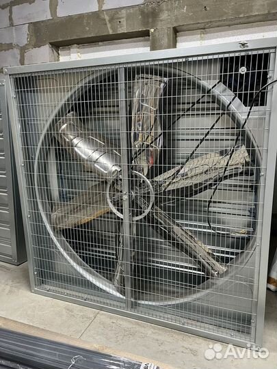 Вентилятор ременой 1530-1530-400 с жалюзи