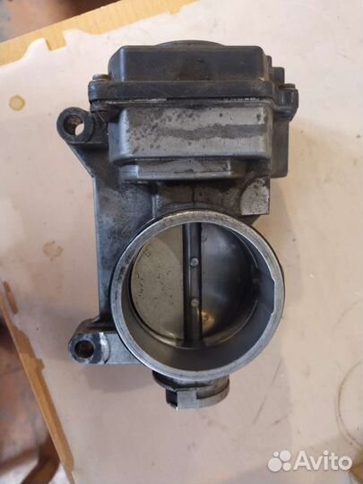 Дросельная заслонка renault