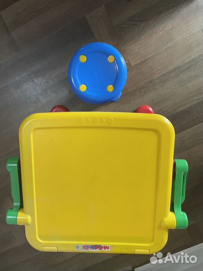 Столик со стульчиком