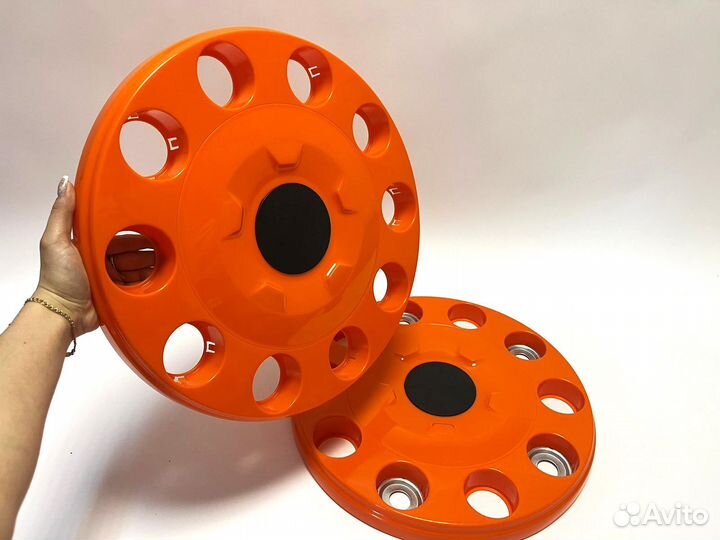 Колпаки 22.5 закрытые оранжевые к-т 2 штуки