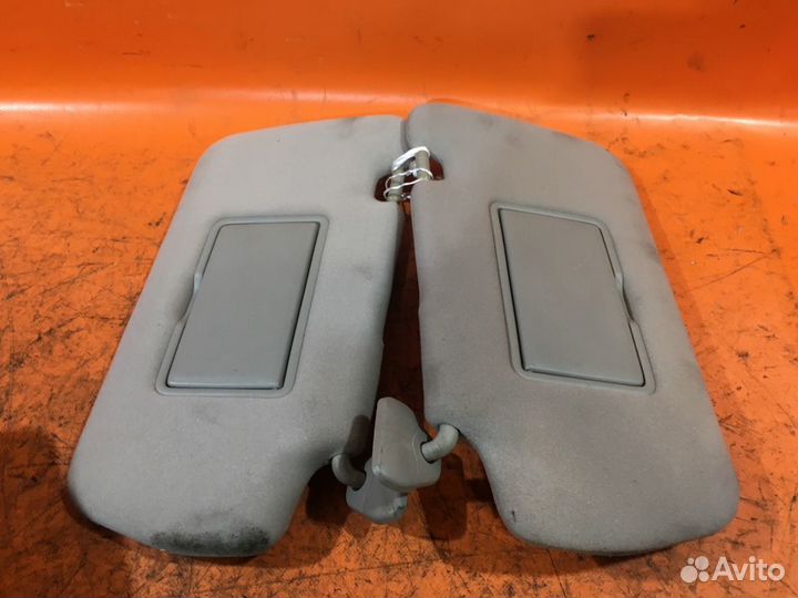 Козырек Nissan Cefiro A33