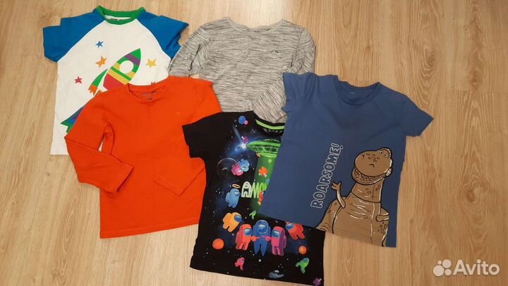 Одежда на мальчика (футболки, брюки и др.) 122 р