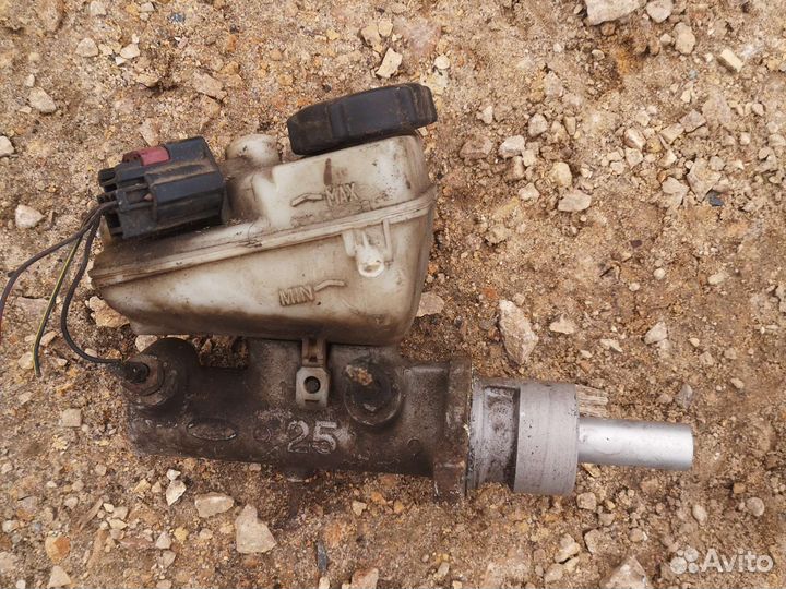 Главный тормозной цилиндр Mondeo 2