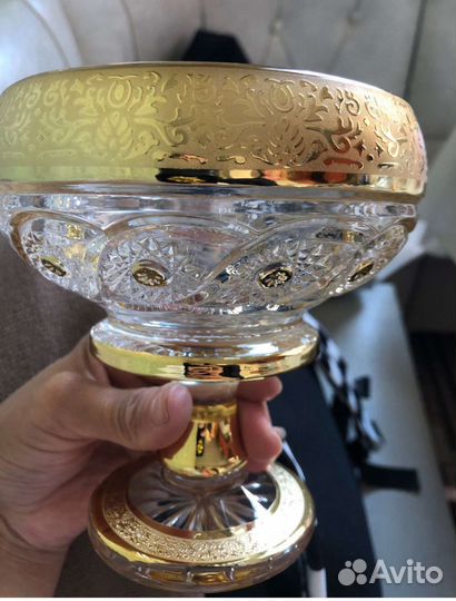 Ваза богемия золотистого цвета