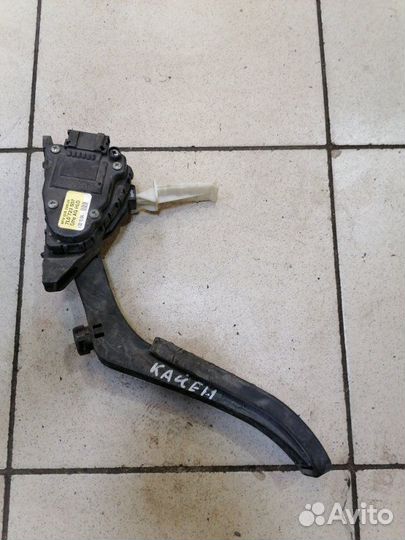 Педаль газа Porsche Cayenne 955