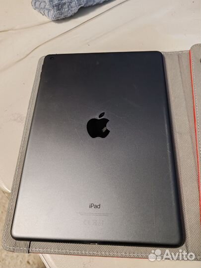 Планшет apple iPad 7