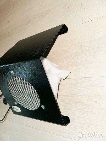 Пылесос для маникюра (настольный)