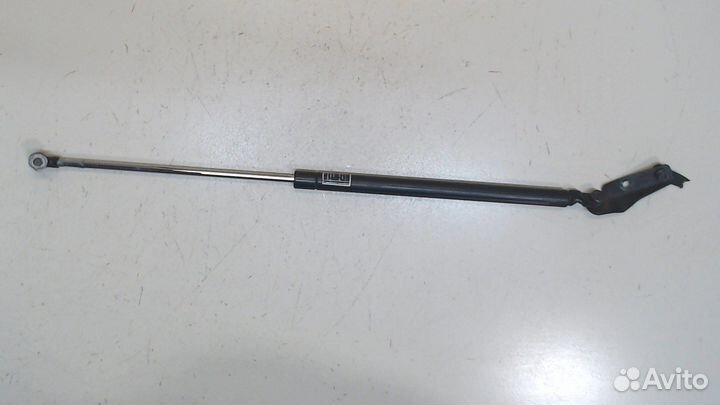 Амортизатор крышки багажника Subaru Legacy (B13)