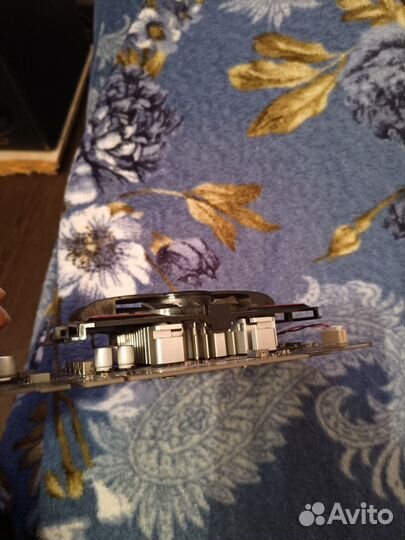 Видеокарта amd rx550 4gb