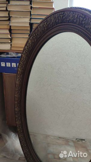 Зеркало в резной раме винтажное