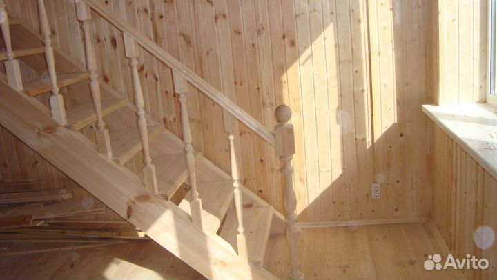 Плотники, строители