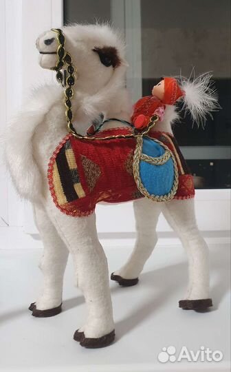 Статуэтка верблюд