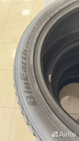 Yokohama BluEarth Winter V905 275/45 R21 и 315/40 R21 110T