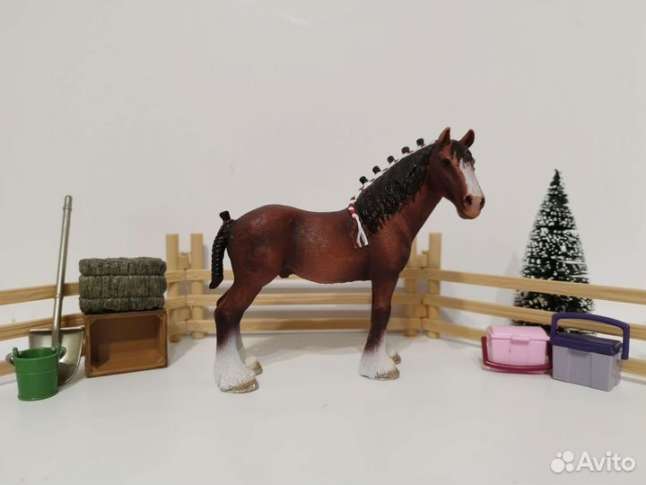 Фигурки лошадей schleich