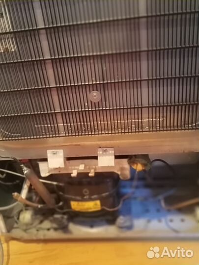 Продам холодильник на запчасти LG