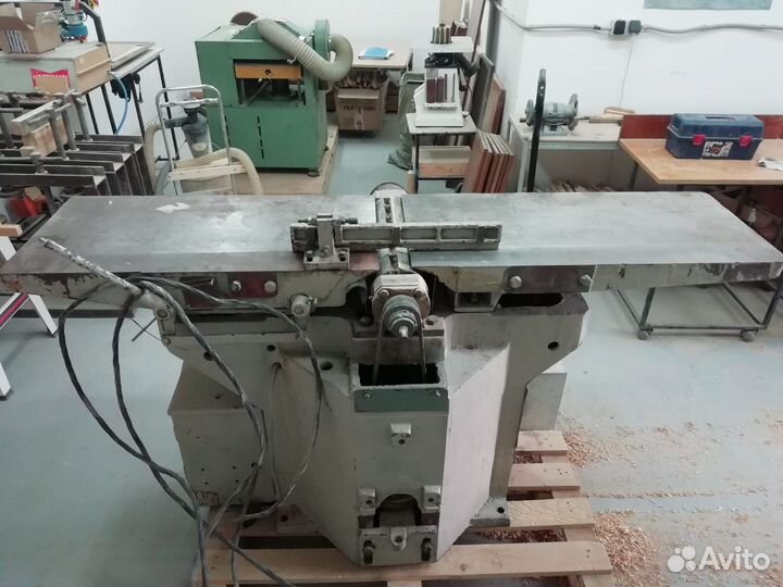 Станок фуговальный (фуганок)