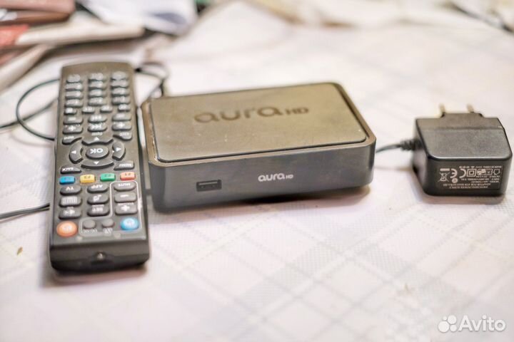 Медиа-приставка aura HD iptv