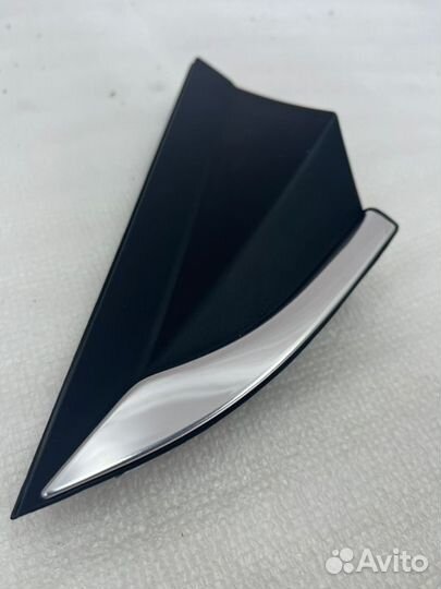 Заглушка перед зеркалом передняя левая Hyundai