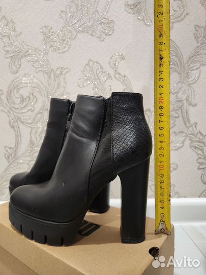 Обувь женская 38 размер