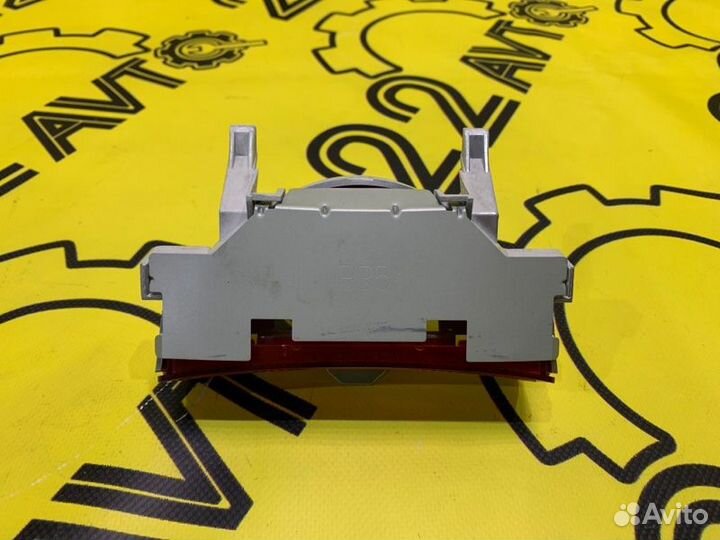 Салонный стоп сигнал задний Nissan Primera QP12