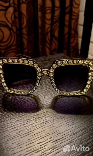 Солнцезащитные очки женские gucci