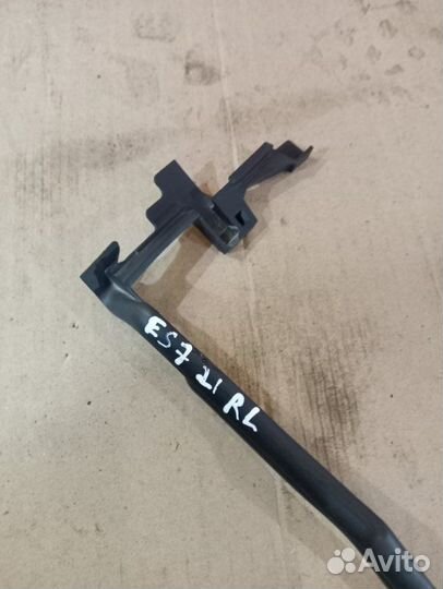 Уплотнитель двери задней левой задний левый Lexus