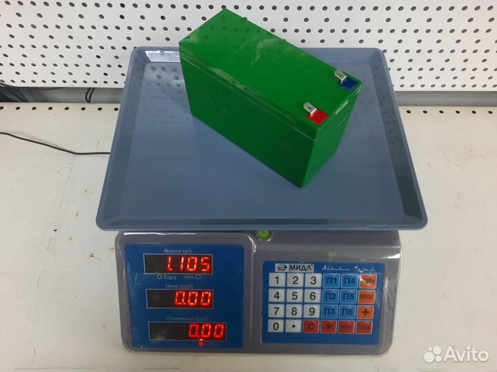 Аккумулятор батарея на 12В 10А/ч весом 1,1кг