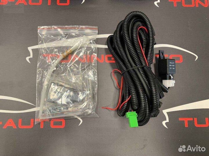 Противотуманные фары Toyota Passo (XC10 ) W1444