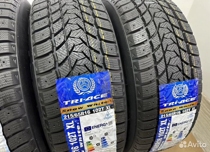 Tri Ace Snow White II 215/65 R16 43T